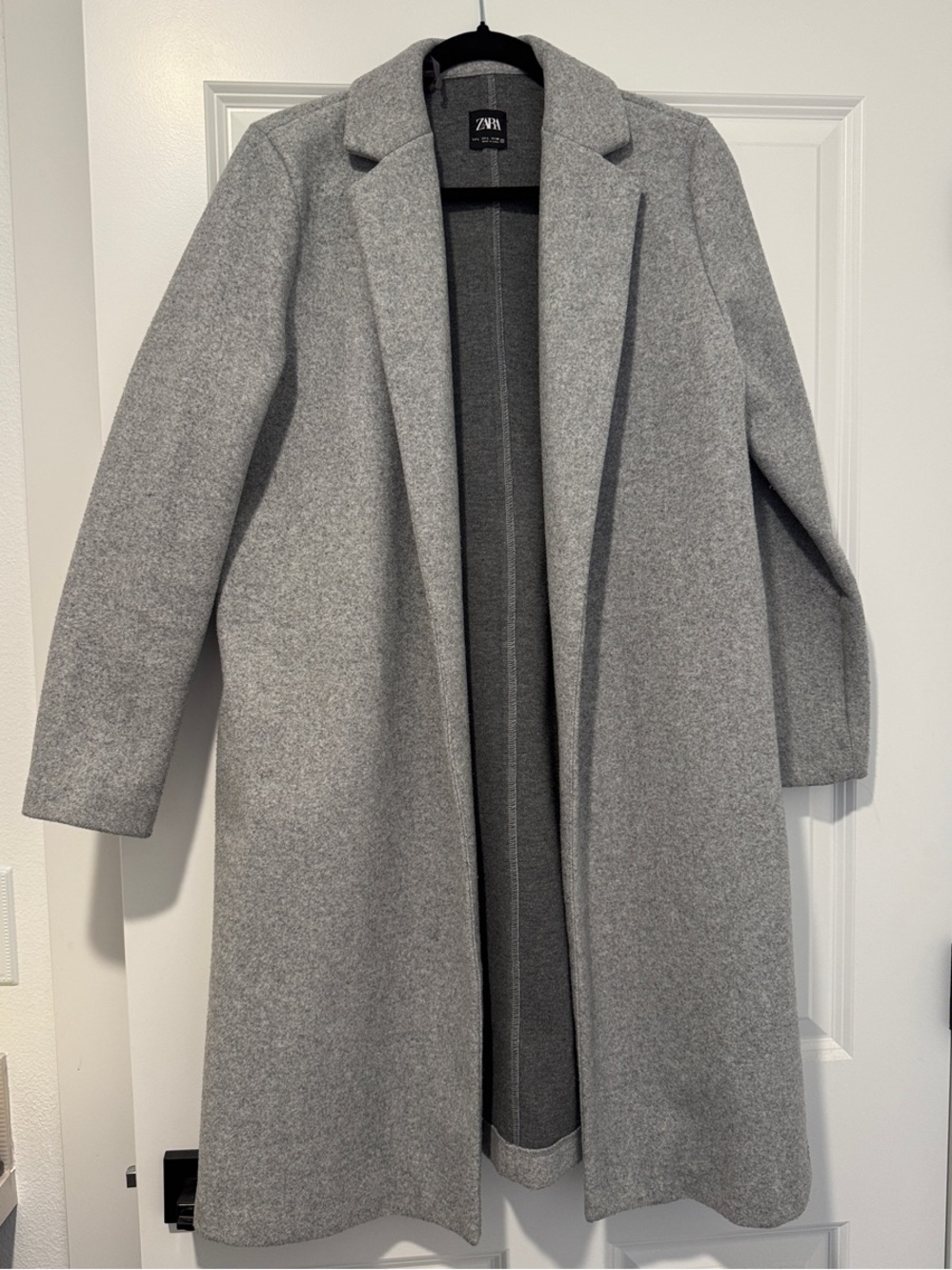 Zara Light Gray Open-Front Coat with pockets